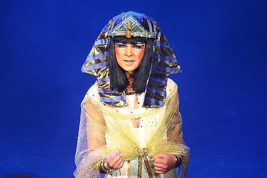 Emma Jiborn som prinsessan Amneris i Musikalen Aida